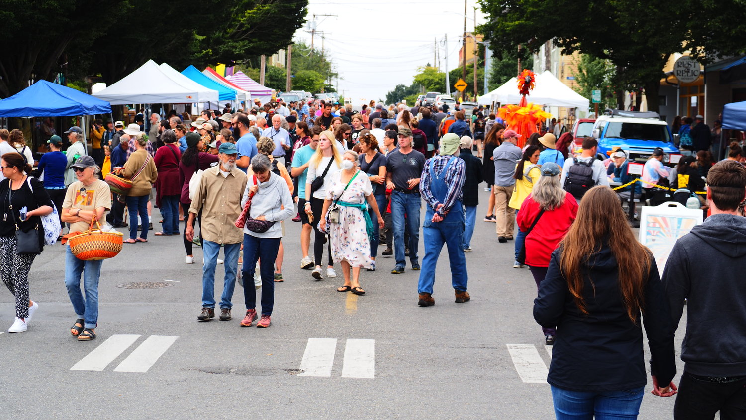 The streets were full of people wandering between the craft fair, farmers market, beer garden, and art activities for all ages.